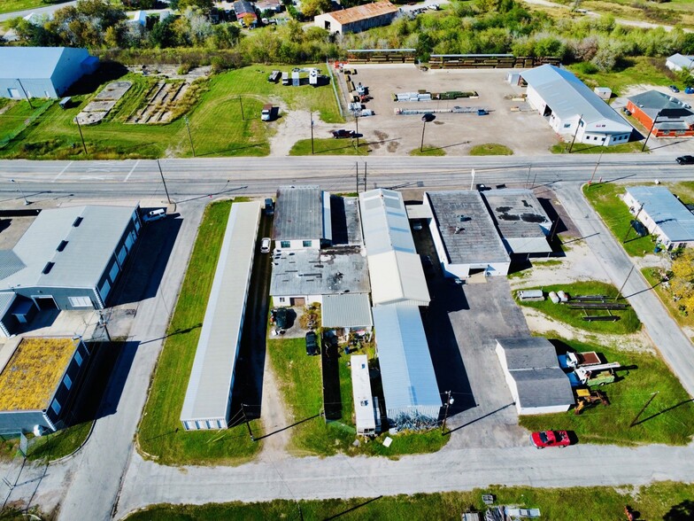 More Photos Of 832 W Main St, Port Lavaca Self Storage For Sale