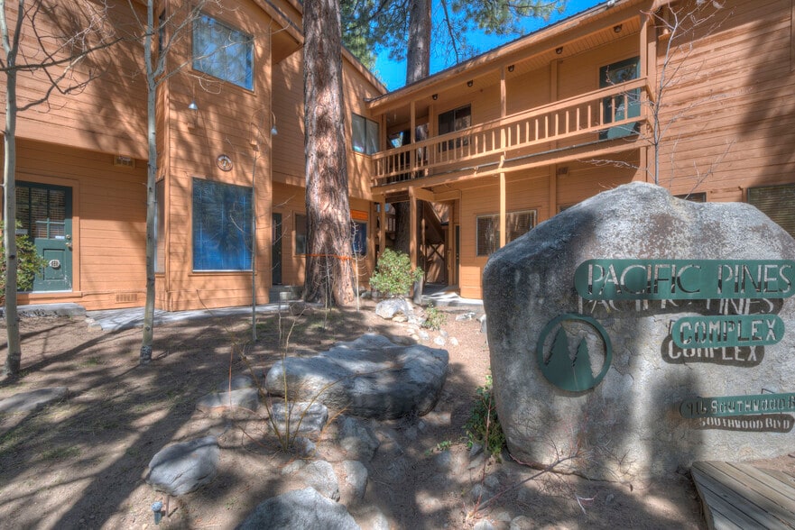 More Photos Of 916 Southwood Blvd, Incline Village Office For Lease