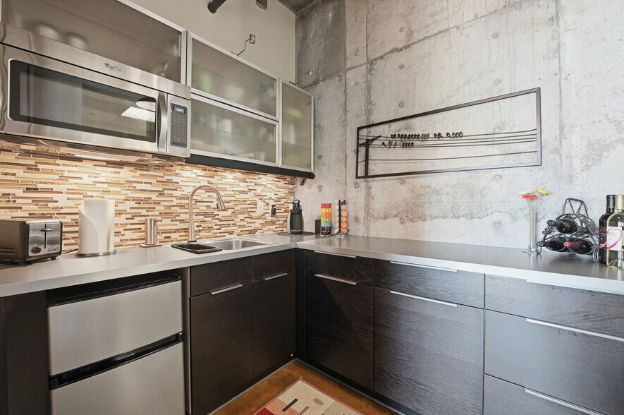 More Photos Of 301 Mission Ave, Oceanside Apartments For Sale