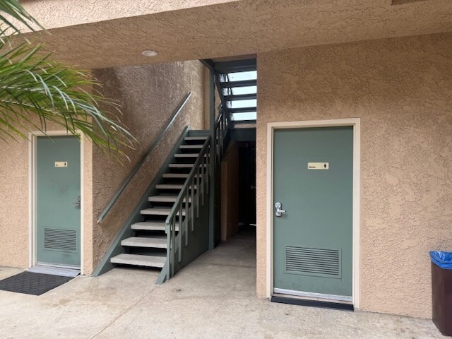 More Photos Of 7111 Garden Grove Blvd, Garden Grove Office For Lease