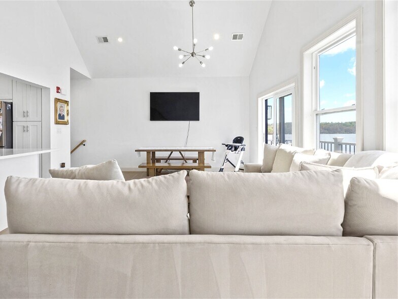 More Photos Of 97 Sand Shore Rd, Budd Lake Restaurant For Sale