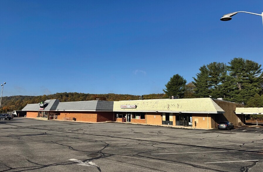 More Photos Of 431 County Road 513, Califon General Retail For Lease