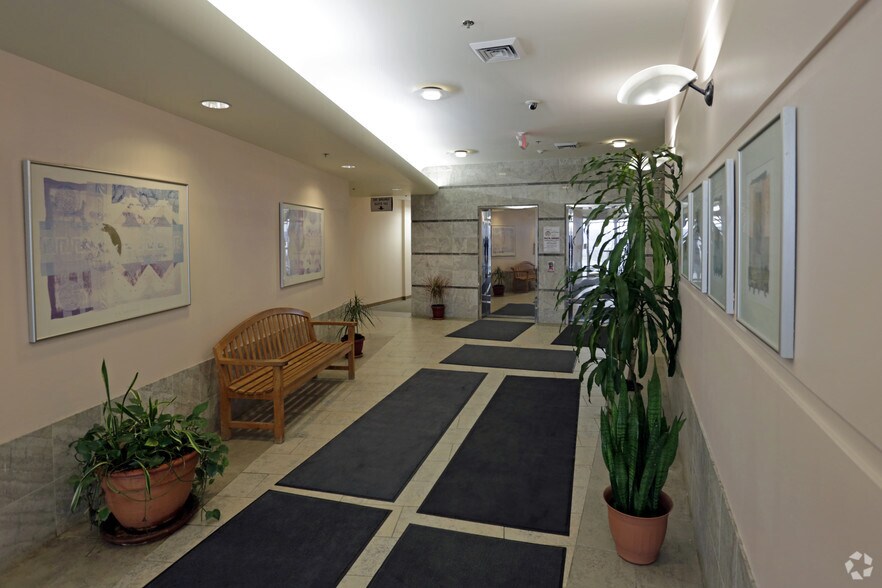 More Photos Of 50 Glenmaura National Blvd, Moosic Medical For Lease
