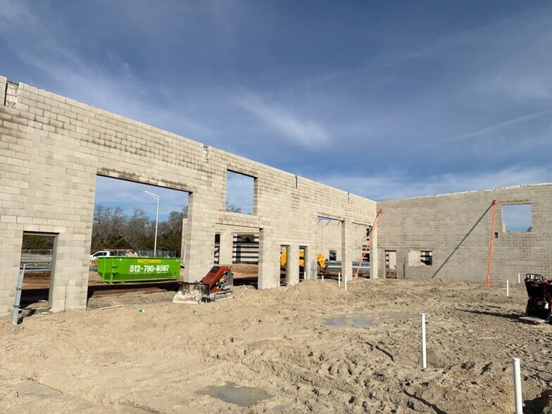 More Photos Of 1004 Clear Skies Way, Georgetown Flex For Sale