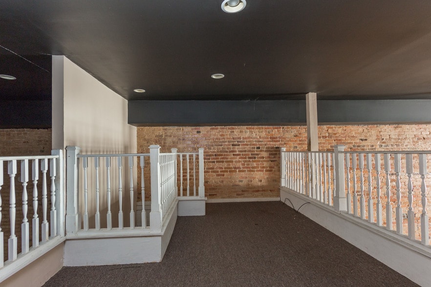 More Photos Of 102 S Main St, Wetumpka Storefront Retail Residential For Sale