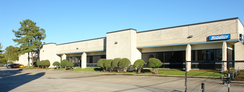 Primary Photo Of 7101-7125 North Loop E, Houston Warehouse For Lease