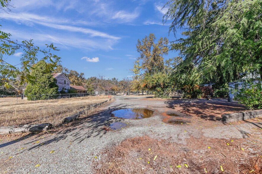 More Photos Of 206 Main St, Murphys Land For Sale