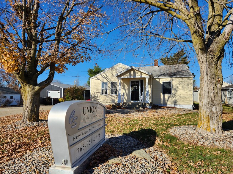 More Photos Of 3760 Union St, Lafayette Specialty For Sale