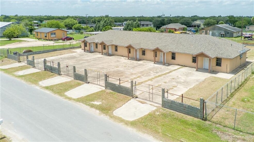 More Photos Of 3117 Spanish Palms Dr S, Mercedes Multifamily For Sale