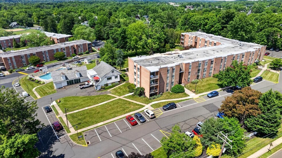 More Photos Of 303 W State St, Doylestown Apartments For Lease