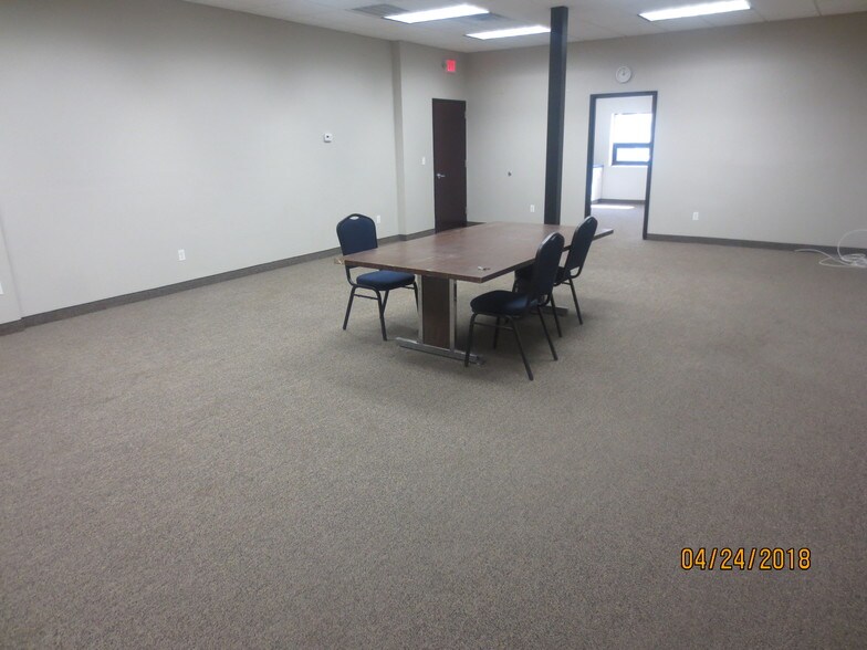 More Photos Of 750 Chestnut Ridge Rd, Chestnut Ridge Office For Lease