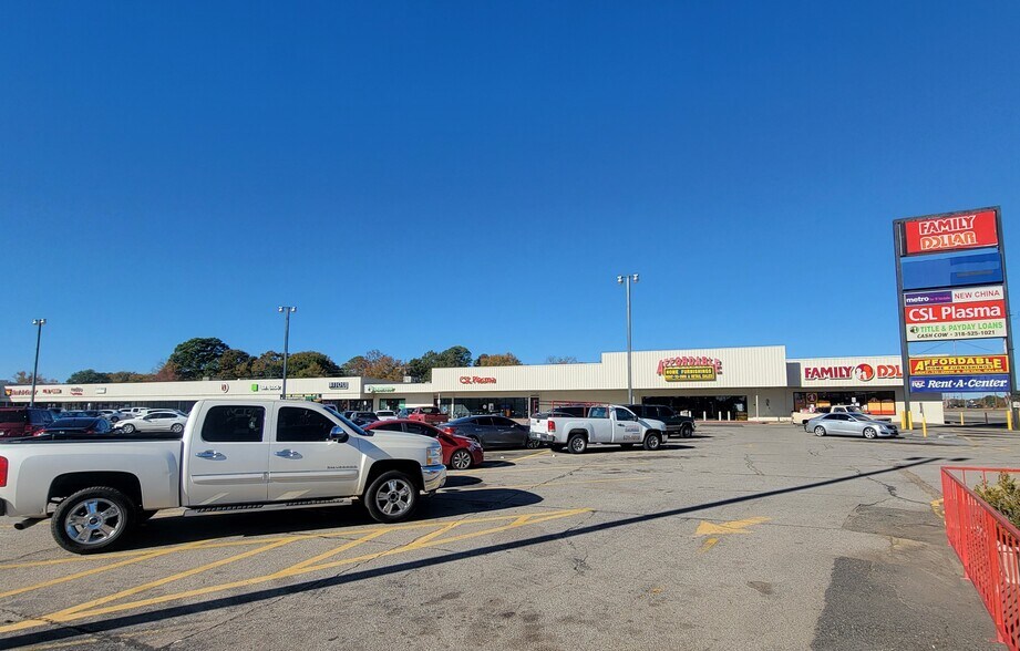 More Photos Of 2710-2758 W 70th St, Shreveport Unknown For Lease