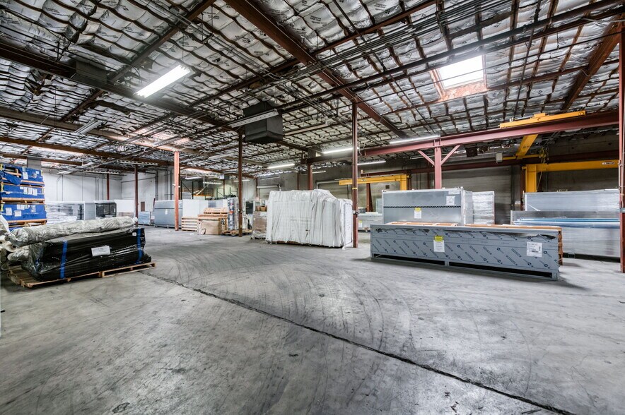 More Photos Of 5333 N Cornelia Ave, Fresno Warehouse For Sale