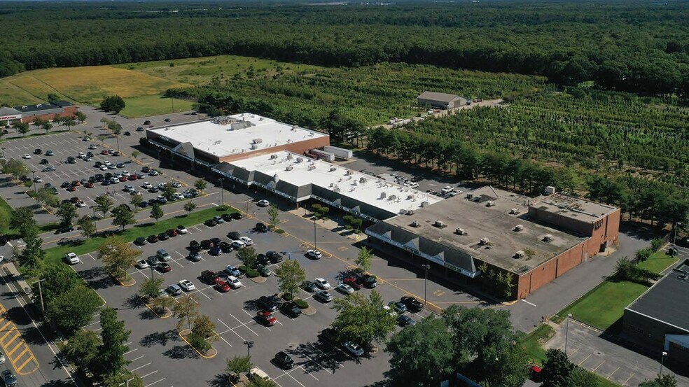 More Photos Of 6279 Route 25A, Wading River Unknown For Lease