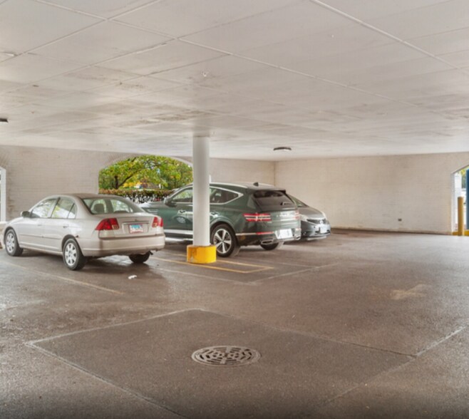 More Photos Of 6374 N Lincoln Ave, Chicago Medical For Lease