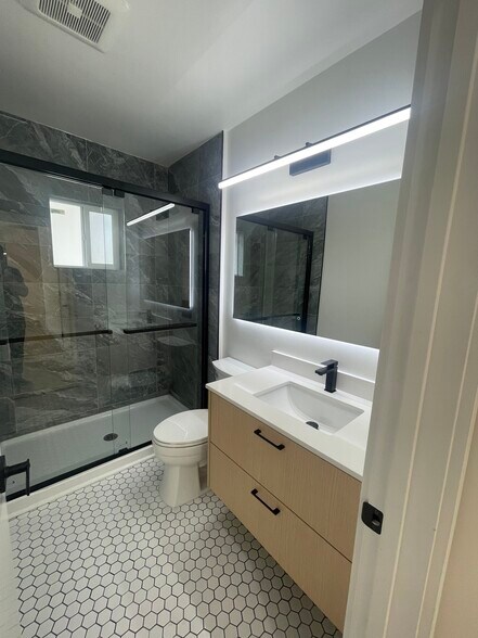More Photos Of 19 Knoll Ln, Mill Valley Apartments For Sale