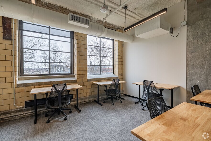 More Photos Of 1316 Adams St, Nashville Coworking Space