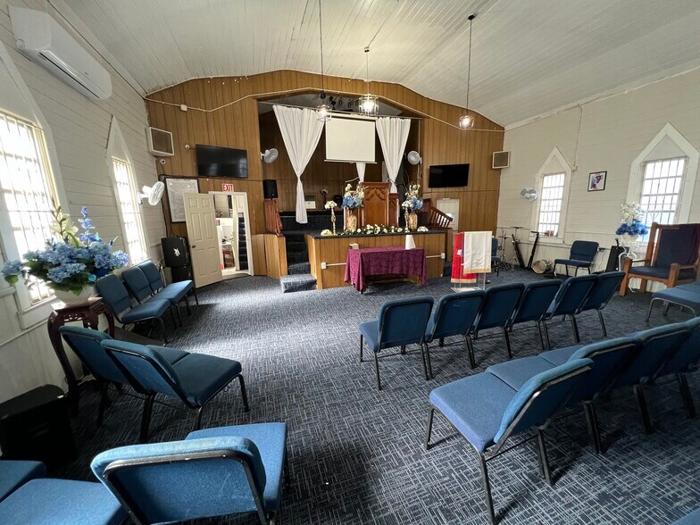 More Photos Of 6600 NW 15th Ave, Miami Religious Facility For Sale