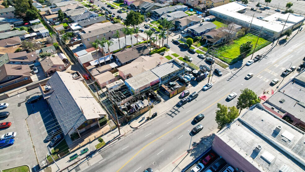 More Photos Of 5130 S Western Ave, Los Angeles Warehouse For Sale