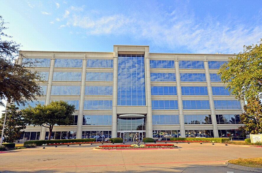 More Photos Of 2591 N Dallas Pky, Frisco Coworking Space