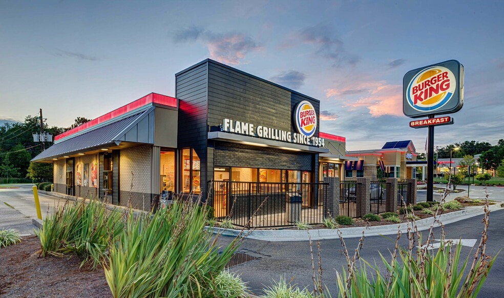 Primary Photo Of 13200 Cleveland St W, Nahunta Fast Food For Sale