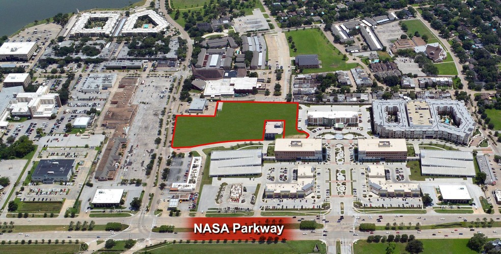 Primary Photo Of 0 Space Park & Upper Bay Dr, Nassau Bay Land For Sale