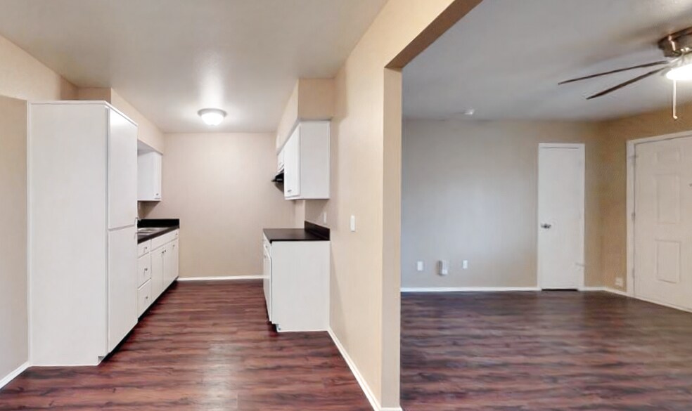 More Photos Of 100 N Randolph Dr, Dallas Apartments For Sale