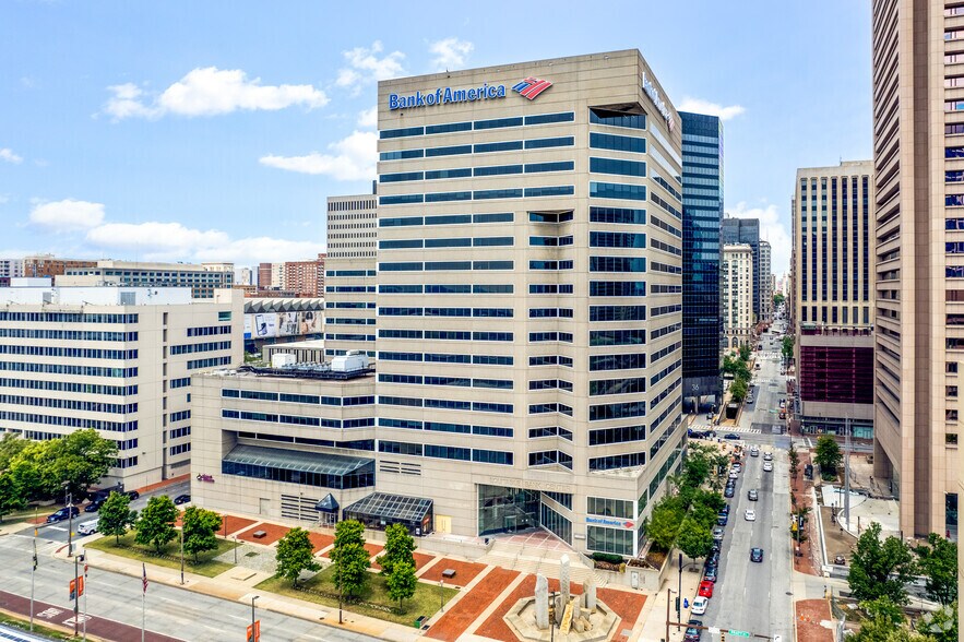 More Photos Of 100 S Charles St, Baltimore Office For Sale