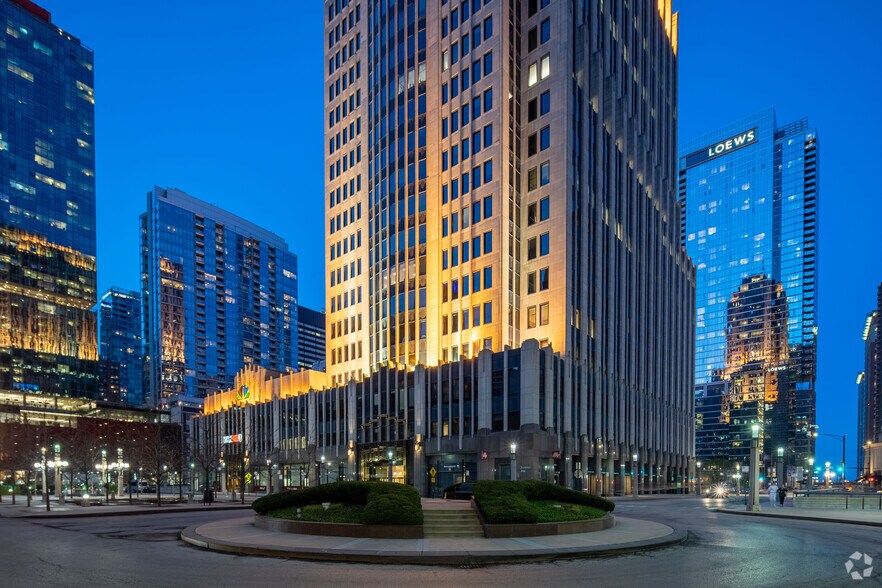 More Photos Of 455 N Cityfront Plaza Dr, Chicago Office For Lease