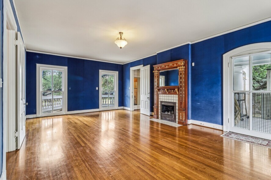 More Photos Of 7735 Mocking Bird Ln, San Antonio Lodge Meeting Hall For Sale