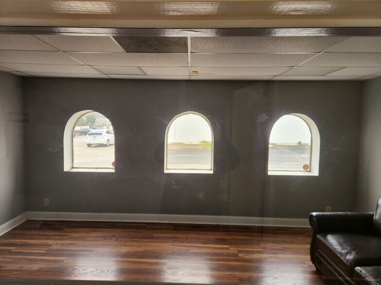 More Photos Of 138 S Cherry Rd, Rock Hill Office For Lease
