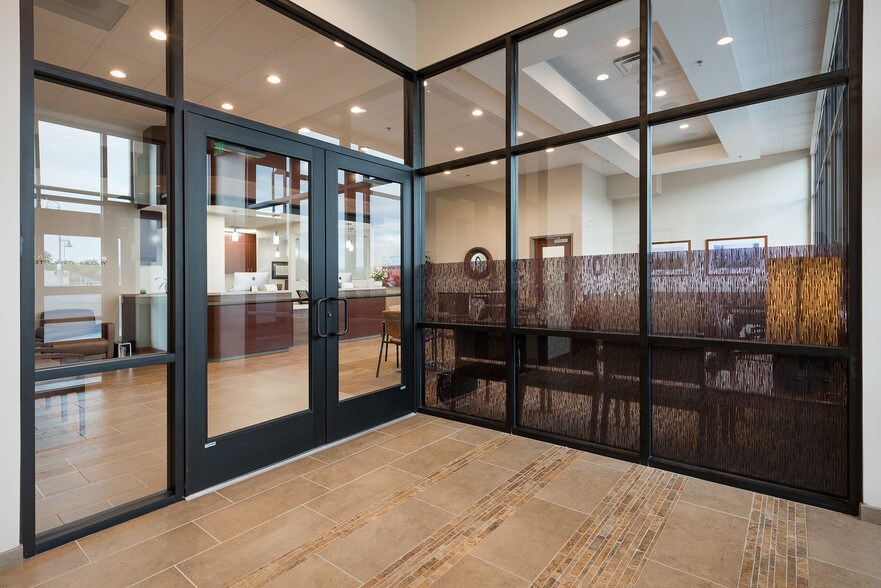 More Photos Of 5343 S Woodrow St, Murray Medical For Lease