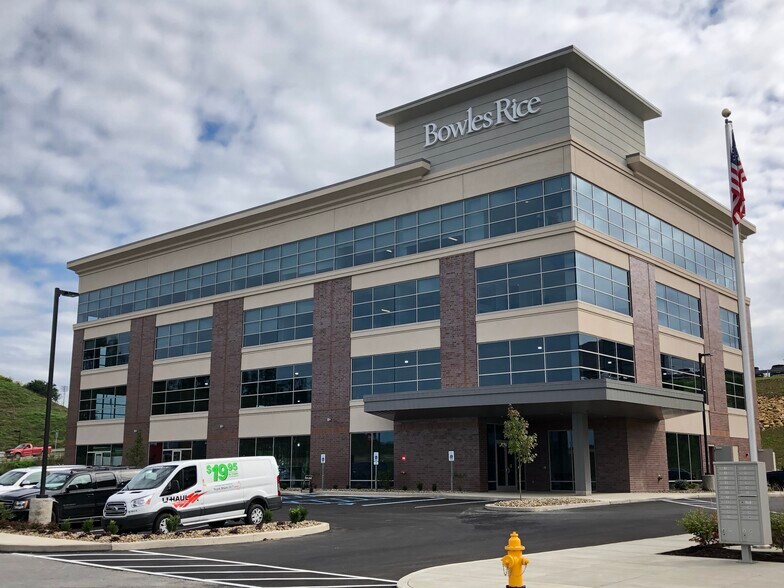 More Photos Of 125 Granville Sq, Morgantown Office For Lease