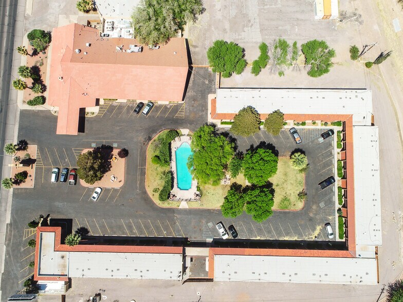 More Photos Of 1765 S Main St, Las Cruces Hotel For Sale