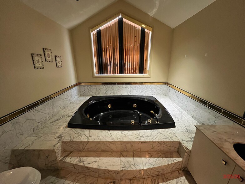 More Photos Of 20551 Norwood Dr S, Southfield Land For Sale