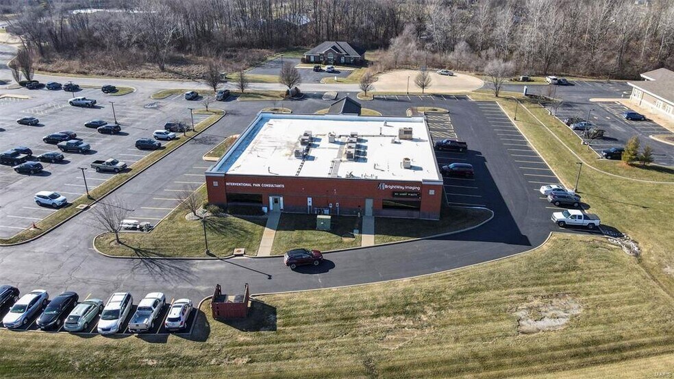 More Photos Of 3 Professional Dr, Alton Office For Lease