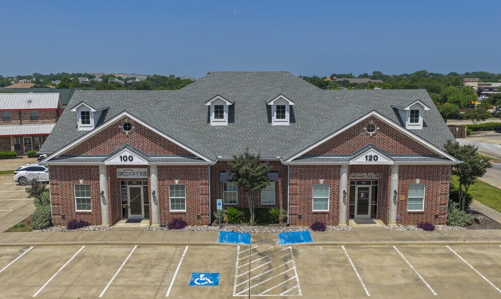 More Photos Of 4100 Fairway Dr, Carrollton Medical For Lease