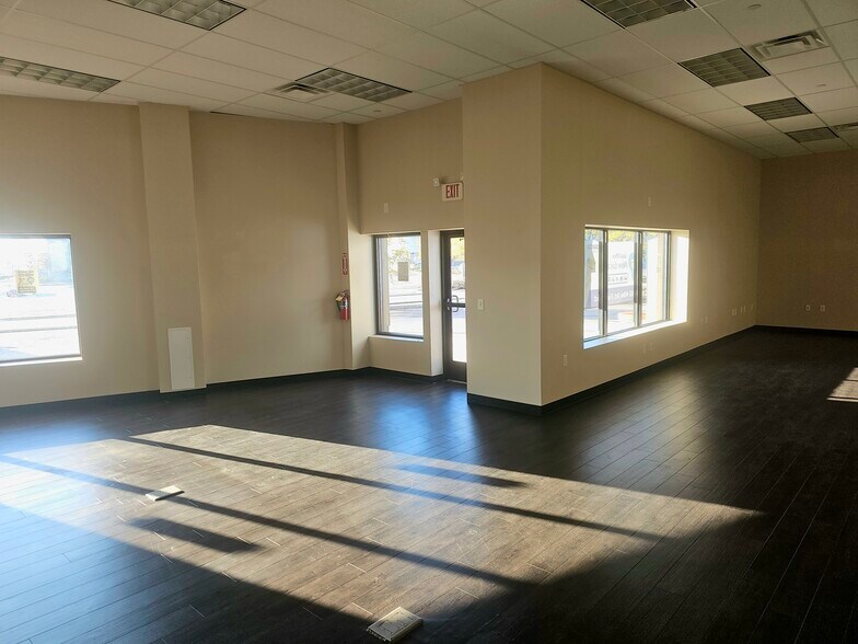 More Photos Of 9709-9727 Colerain Ave, Cincinnati Storefront For Lease