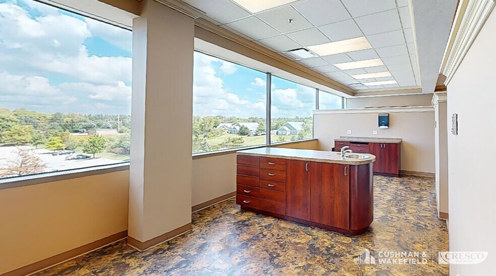 More Photos Of 5655 Hudson Dr, Hudson Medical For Lease