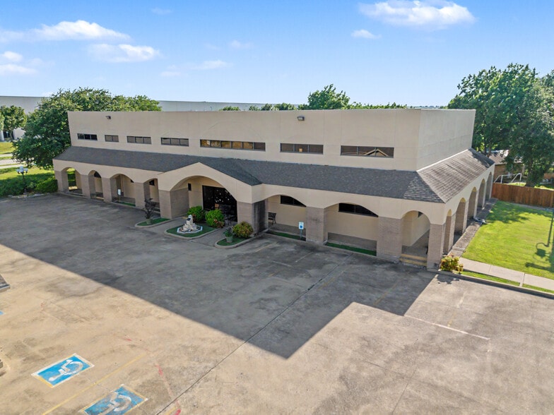 More Photos Of 2111 Skyline Dr, Mesquite Religious Facility For Sale