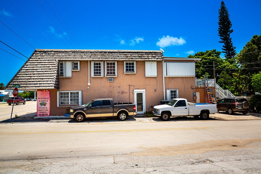 More Photos Of 2901 Overseas Hwy, Marathon Office Residential For Sale