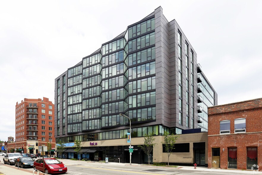 More Photos Of 847 Chicago Ave, Evanston Apartments For Lease