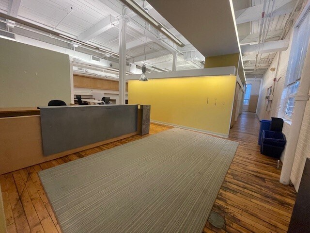 More Photos Of 85 Willow St, New Haven Flex For Lease