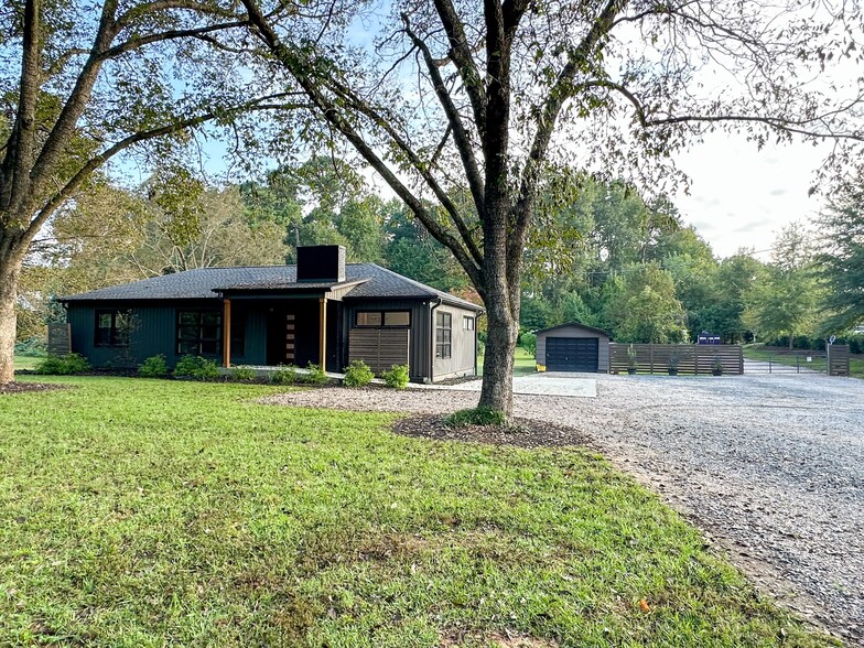 Primary Photo Of 1942 Ebinport Rd, Rock Hill Office For Lease