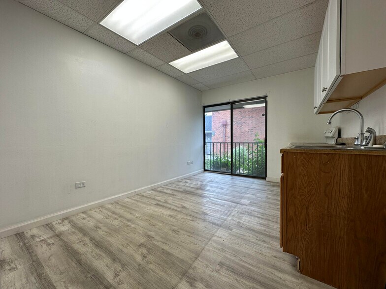 More Photos Of 8751 E Hampden Ave, Denver Office For Sale