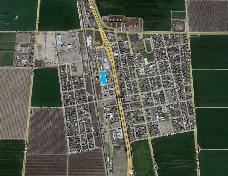 More Photos Of 210-284 N Burnett Rd, Tipton Land For Lease