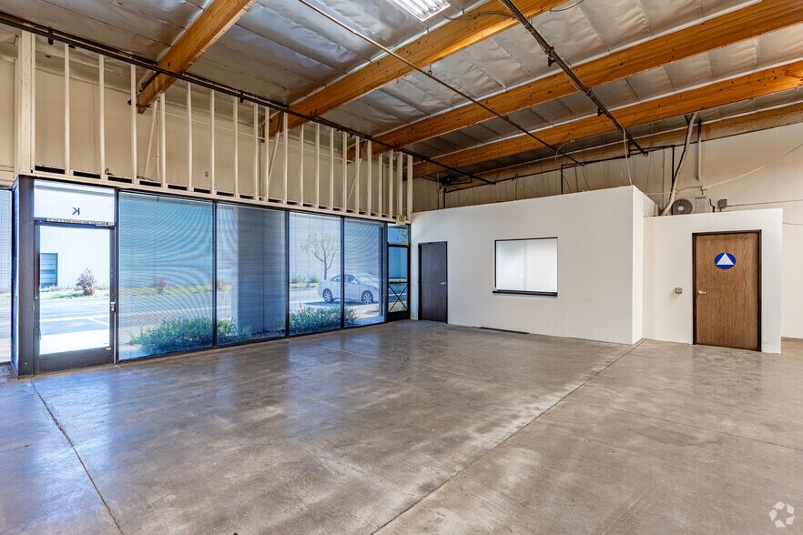 More Photos Of 16021 Arrow Hwy, Irwindale Unknown For Lease