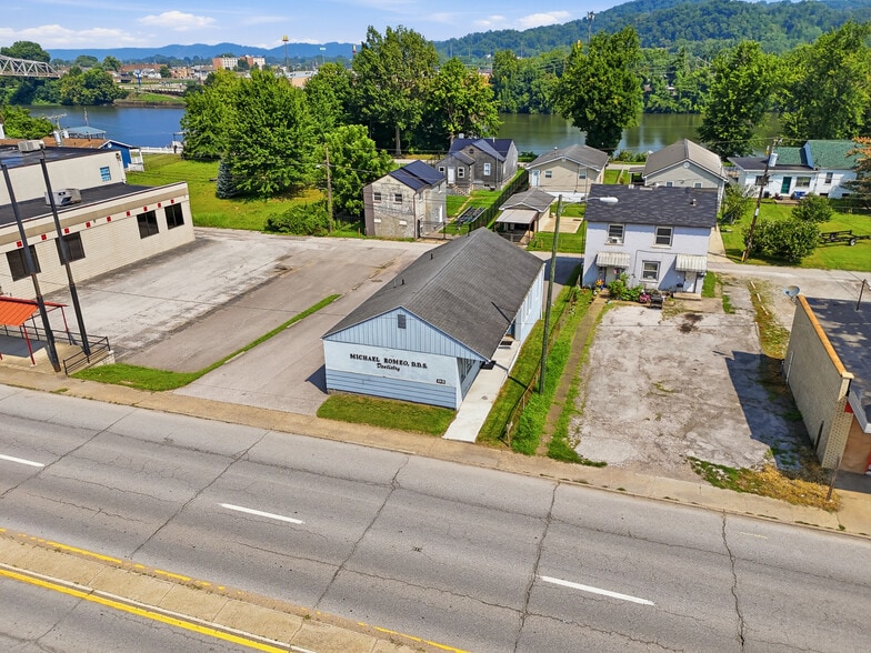 Primary Photo Of 4910 Maccorkle Ave SW, Charleston Medical For Sale