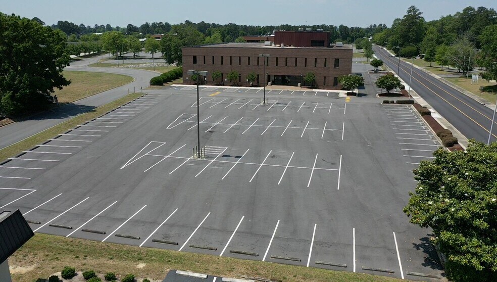 More Photos Of 200 Dozier Blvd, Florence Medical For Lease