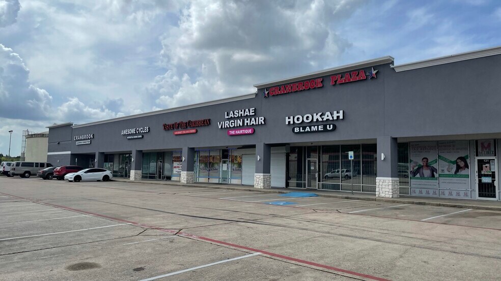 More Photos Of 13331 Kuykendahl Rd, Houston Unknown For Lease